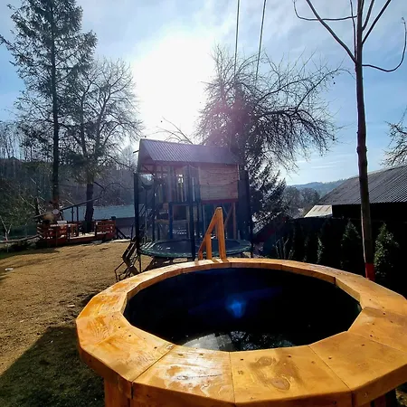 Casuta Dintre Brazi - - 2 Holiday home *